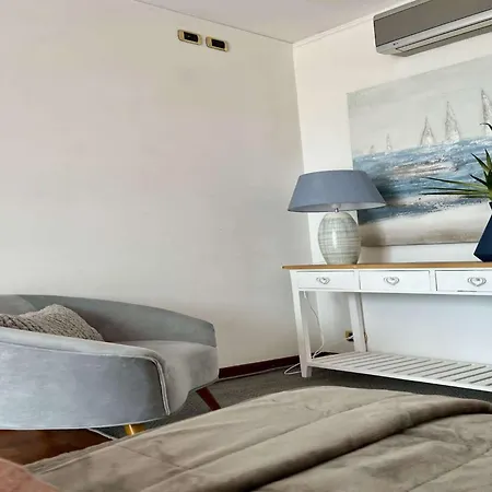 Elegant With Hot Tub, Views Grottammare